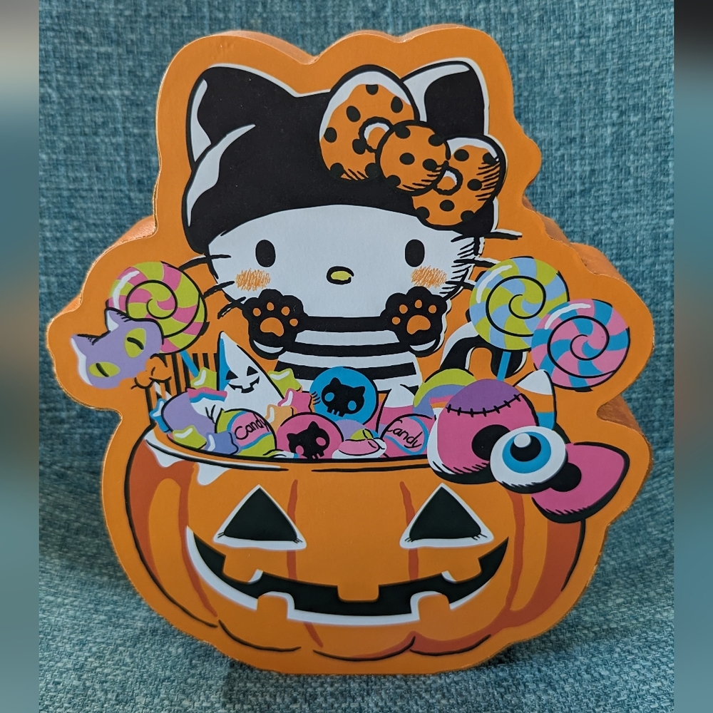 Hello Kitty Halloween Wood Plaque